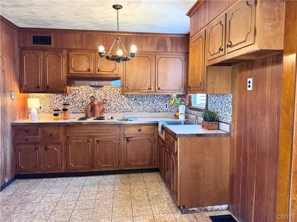 501 Oakwood ST, Rome, NY 13440