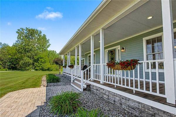 8641 Emerald CIR S, Rome, NY 13440