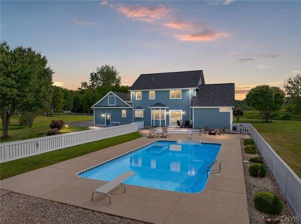 8641 Emerald CIR S, Rome, NY 13440