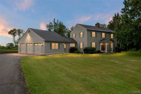 8595 Gulf RD