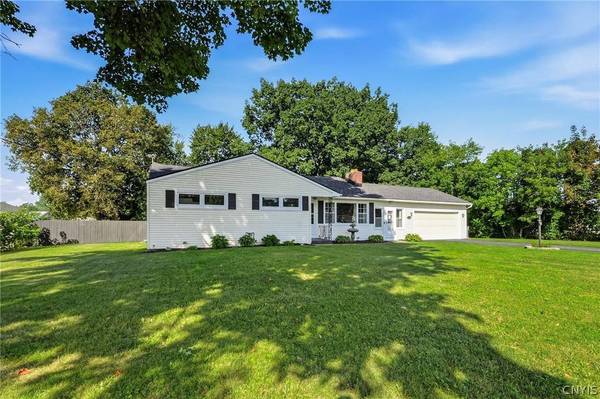 418 E Locust ST