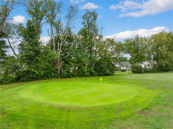 5926 Fairway LN, Rome, NY 13440