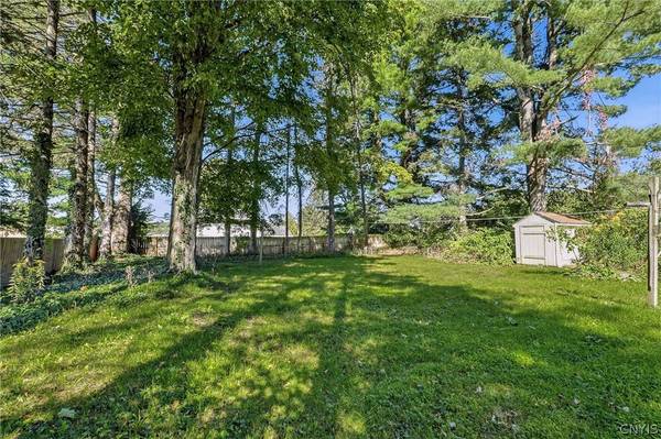 6333 Evergreen DR, Rome, NY 13440