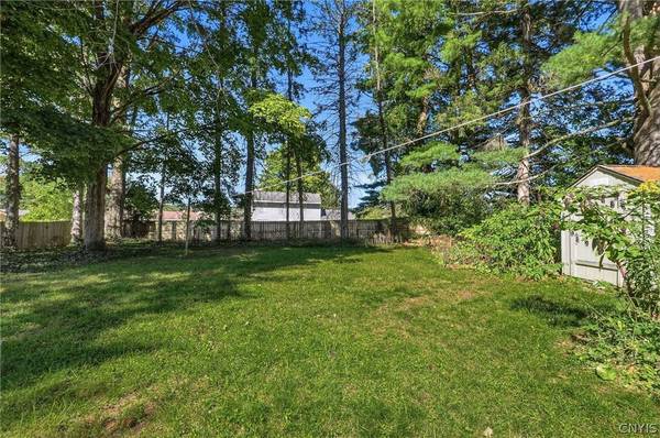 6333 Evergreen DR, Rome, NY 13440