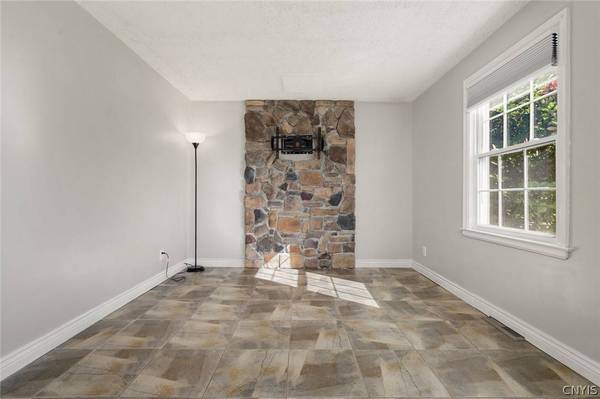 1007 Wood ST, Rome, NY 13440