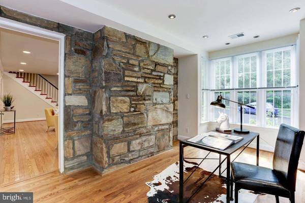 1717 JUNIPER ST NW, Washington, DC 20012