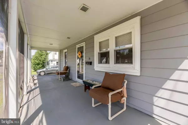 36 COLLINS RD, Hamilton, NJ 08619