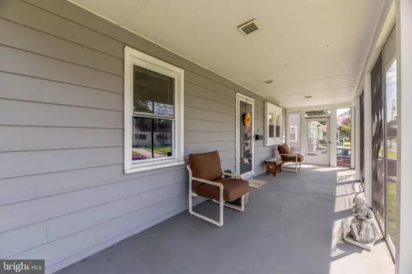 36 COLLINS RD, Hamilton, NJ 08619