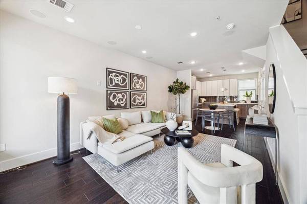 2401 Crawford ST #A205, Houston, TX 77004