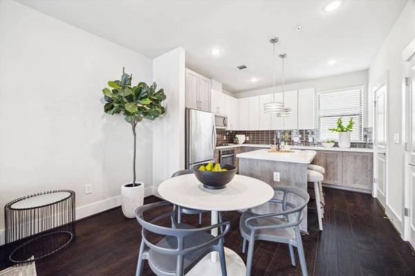 2401 Crawford ST #A205, Houston, TX 77004