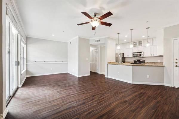 2111 Welch ST #A123, Houston, TX 77019