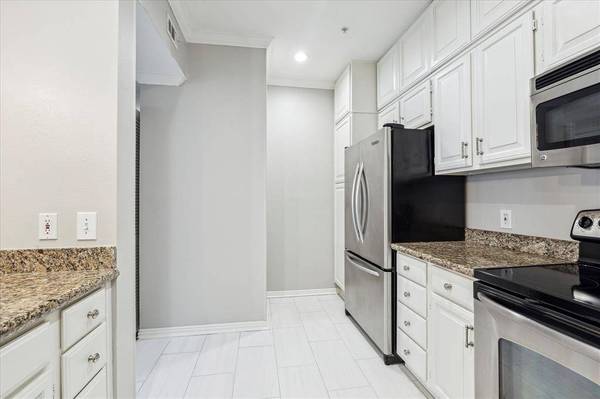 2111 Welch ST #A123, Houston, TX 77019