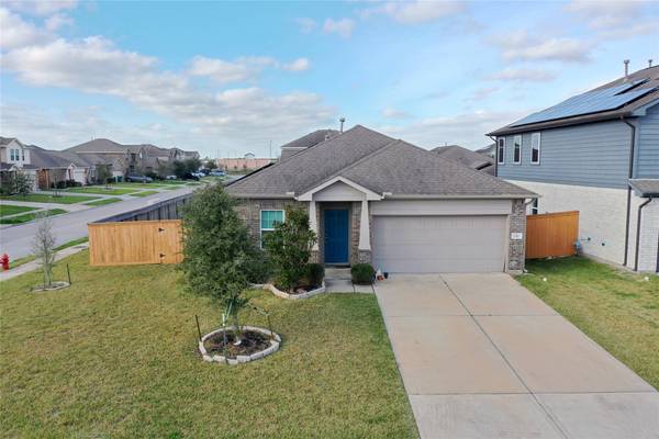 2317 Thunderbolt Peak DR, Rosharon, TX 77583