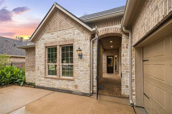 23 Little Falls PL, Tomball, TX 77375