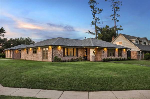 6434 Pineshade LN, Houston, TX 77008