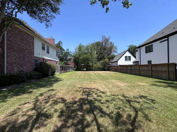 4212 Albans ST, West University Place, TX 77005