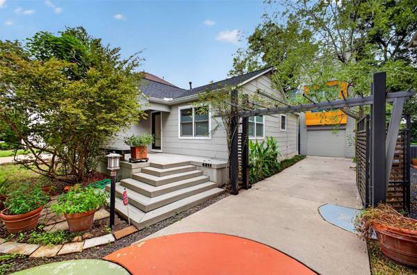 4211 Albans ST, Houston, TX 77005