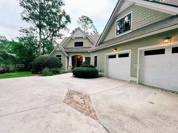 128 Timber LN, Hilton Head Island, SC 29926