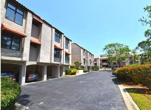 3 Shelter Cove LN #7477, Hilton Head Island, SC 29928