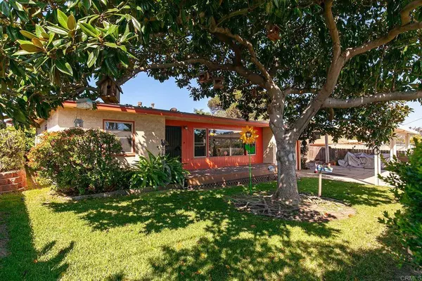 8590 Palm St, Lemon Grove, CA 91945