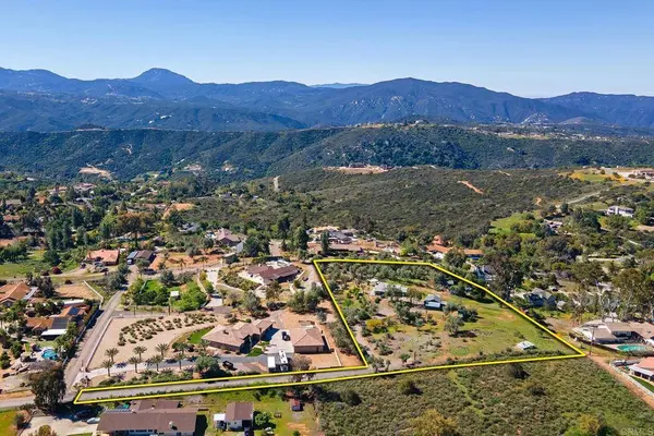 1245 Alpine Oaks Dr, Alpine, CA 91901