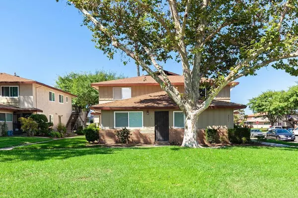 8842 Mission Vega Ct #3, Santee, CA 92071