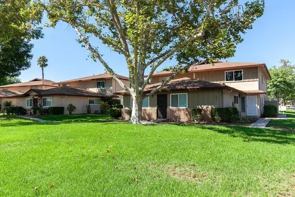 8842 Mission Vega Ct #3, Santee, CA 92071