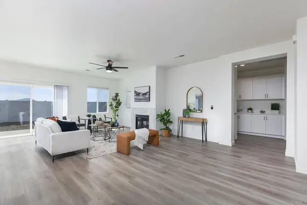 1609 Mauzy Way, El Cajon, CA 92021