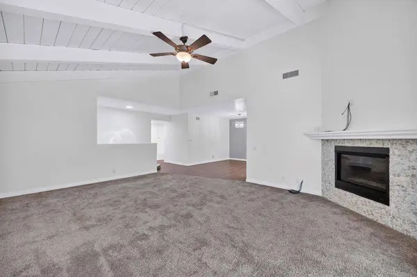 6050 Henderson DR #33, La Mesa, CA 91942
