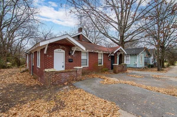 210 W 18th Street, North Little Rock, AR 72114
