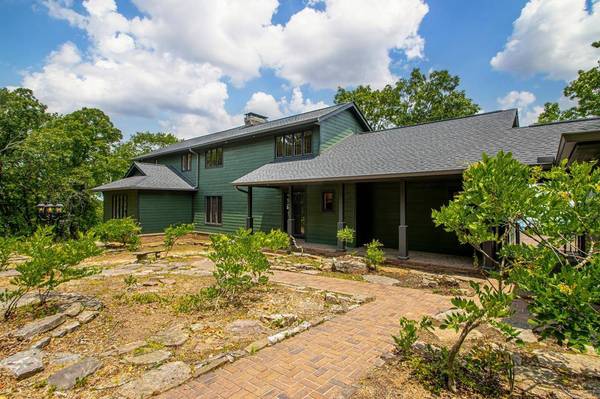 1097 Winrock, Morrilton, AR 72110