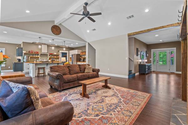 95 Thunder Mountain Road, Caddo Gap, AR 71935