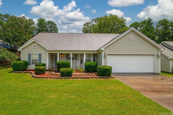 4702 Cliff Court, Alexander, AR 72002
