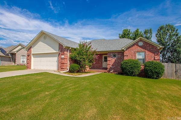 2816 Browning Cove, Cabot, AR 72023
