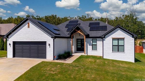 9624 Oak Forest Lane, Sherwood, AR 72120