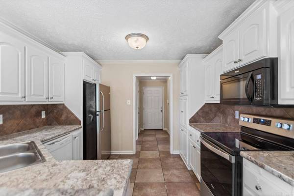 2816 Browning Cove, Cabot, AR 72023