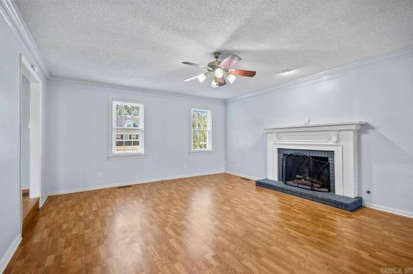 1406 Coolhurst, Sherwood, AR 72120