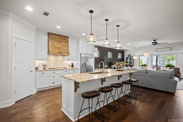 3 Tupelo Court, Little Rock, AR 72223