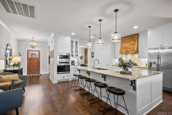 3 Tupelo Court, Little Rock, AR 72223