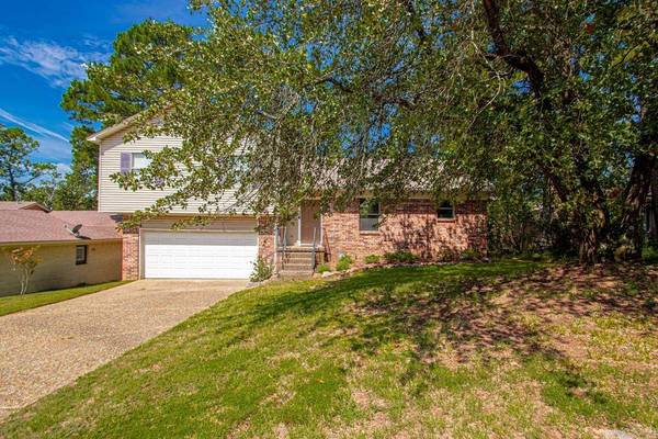 4 Garnet Court, Little Rock, AR 72212