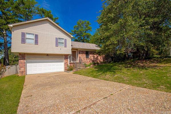 4 Garnet Court, Little Rock, AR 72212