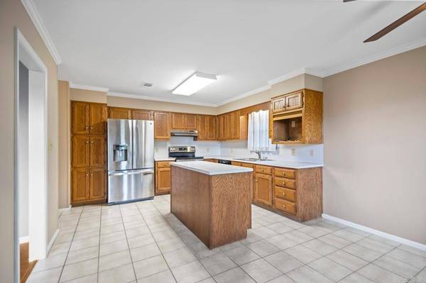 6 Post Oak, Sherwood, AR 72120