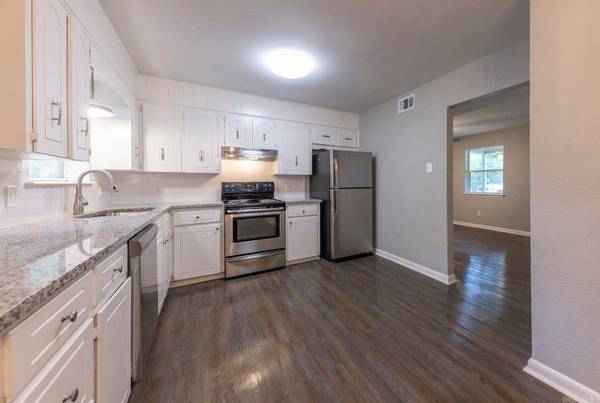 11 Cherry Court, Jacksonville, AR 72076