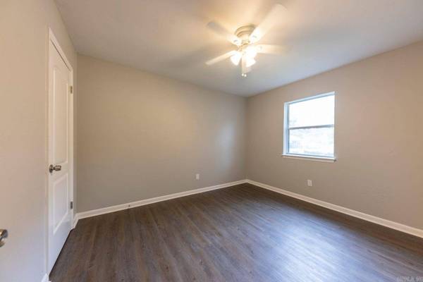 11 Cherry Court, Jacksonville, AR 72076