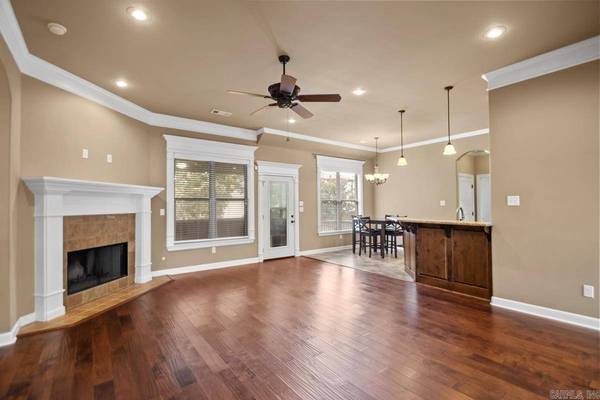 2032 Miramonte Drive, Sherwood, AR 72120