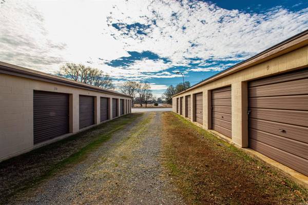 469 E Highway 64, Conway, AR 72032