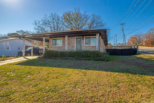 8225 Bronco Lane, Sherwood, AR 72120