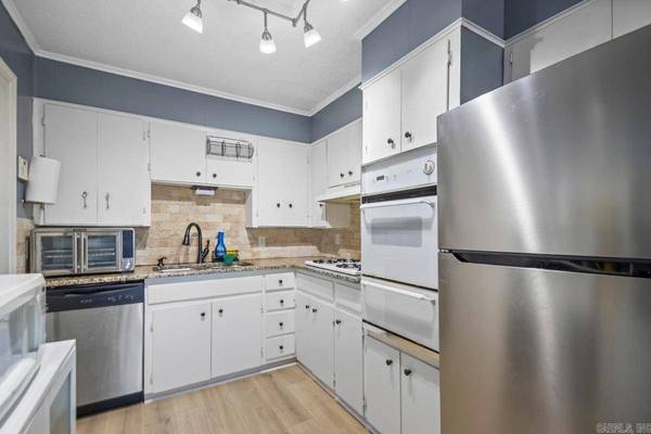 8225 Bronco Lane, Sherwood, AR 72120