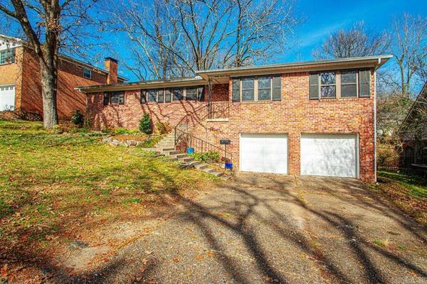 9720 Treasure Hill Road, Little Rock, AR 72205