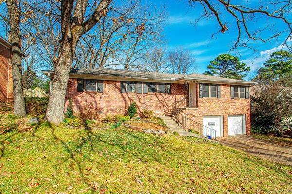 9720 Treasure Hill Road, Little Rock, AR 72205